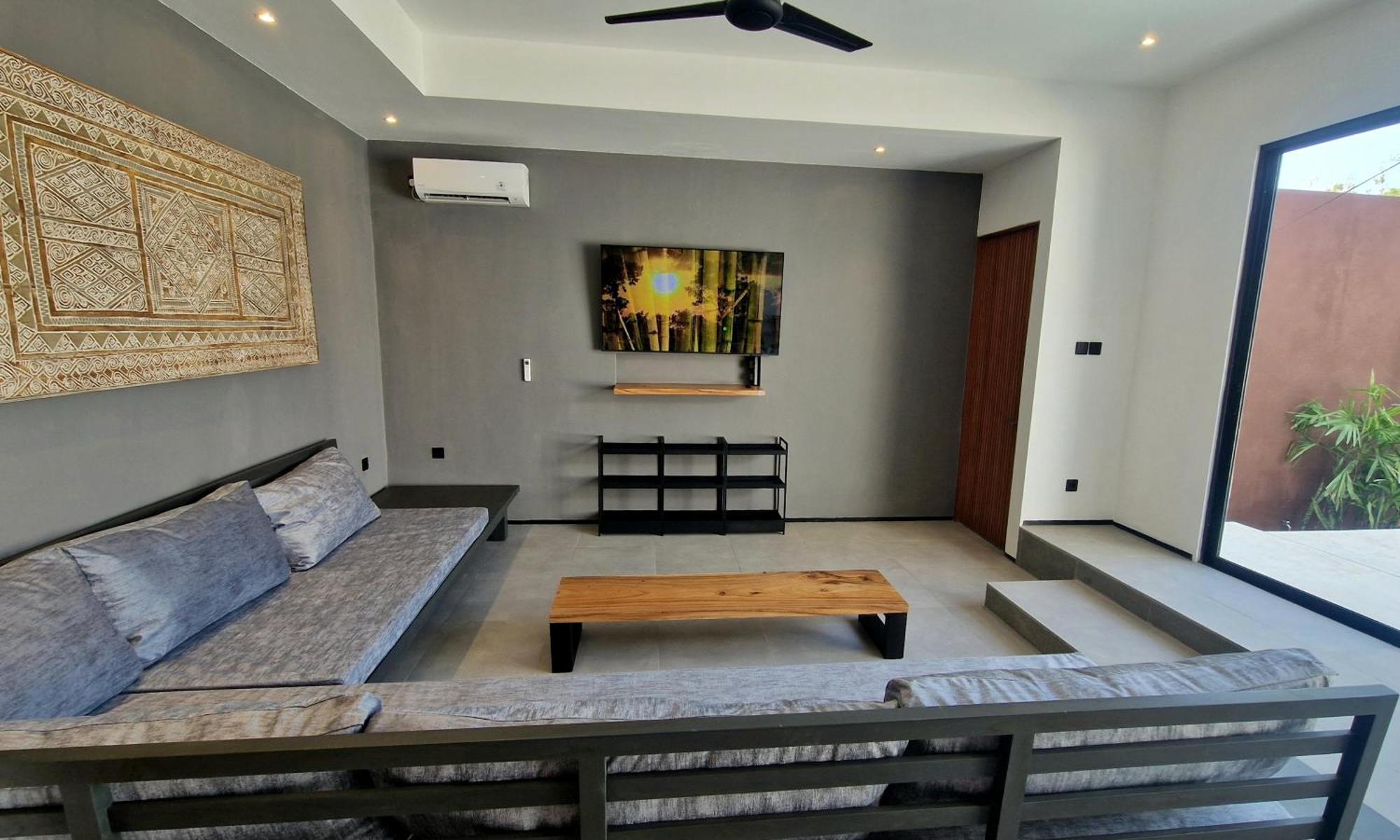 Ku Villa *