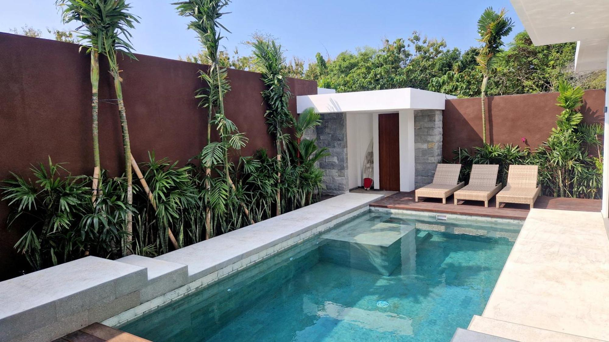Ku Villa *